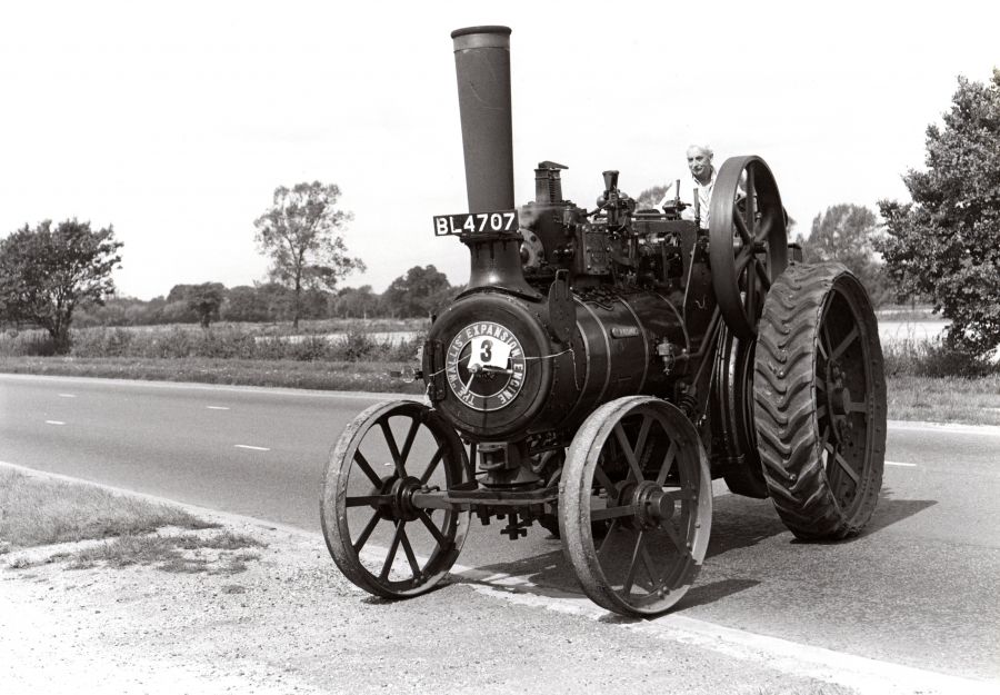 1969 - Club Founder Edward Harris arriving at the President's Picnic in his traction engine